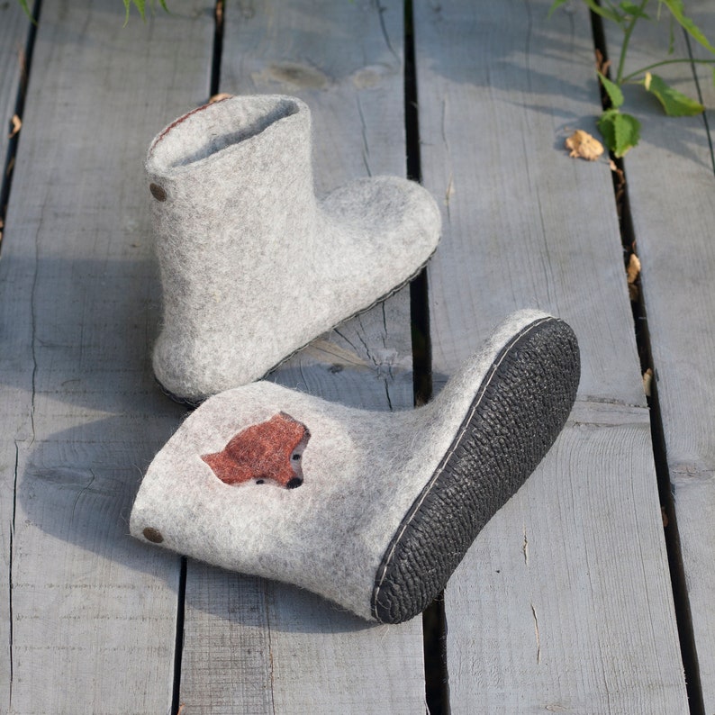 Women's Felted Booties for With Little Brown Fox Pattern