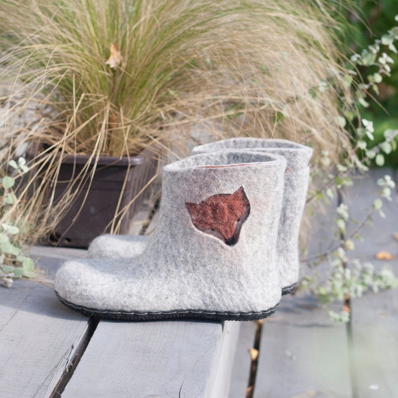 Women's Felted Booties for With Little Brown Fox Pattern