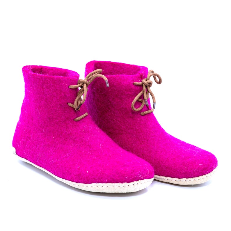 Men's Pink Woolen Boots Felt Shoes Ecofriendly Hand Felted Boots