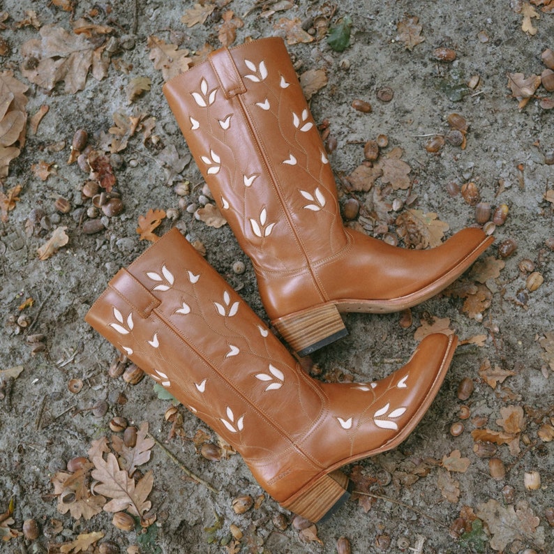 Women's Flower Boots Leaf Brown