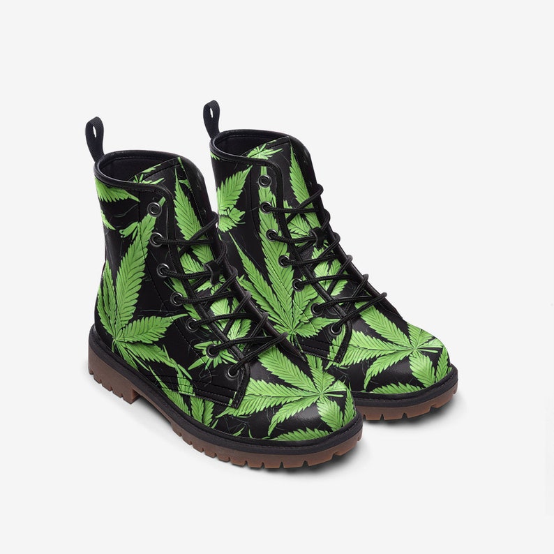 Men's Unisex Fit Marijuana Green Leaf Black Casual Leather