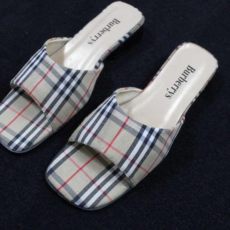 Women's Burberry Sandals DEADSTOCK Shoes Nova Check Burberrys