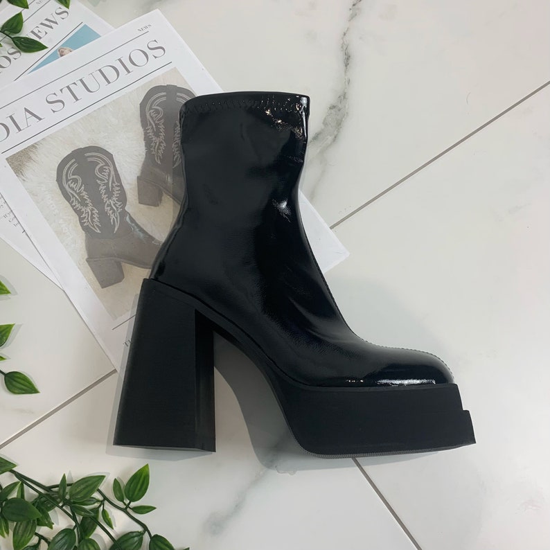 Women's Platform Heel Ankle Boots 70s Style Black