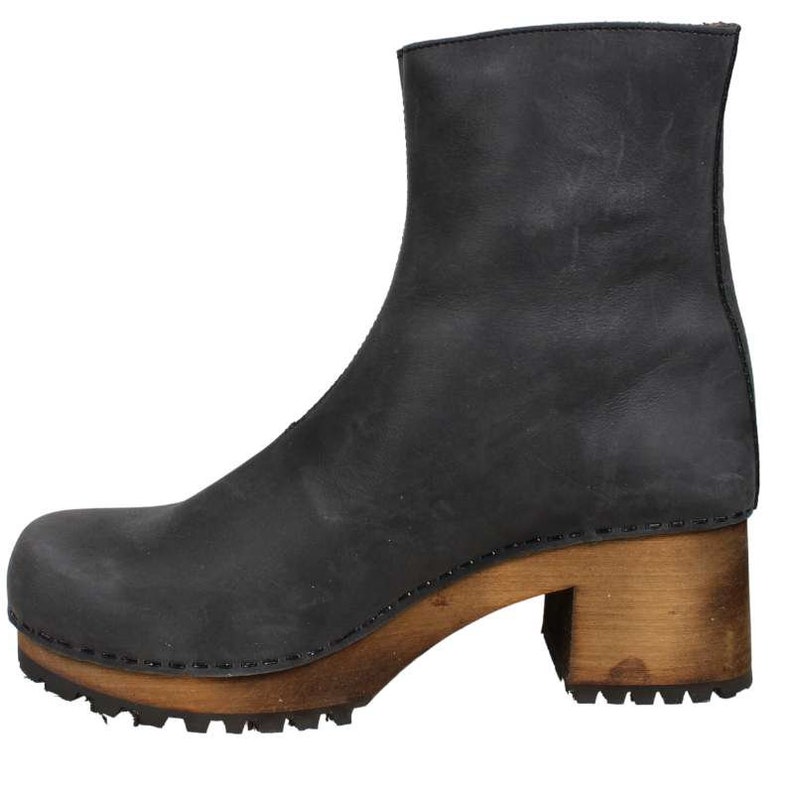 Women's Lotta's Britt Clog Boots in Charcoal Leather by Lotta From