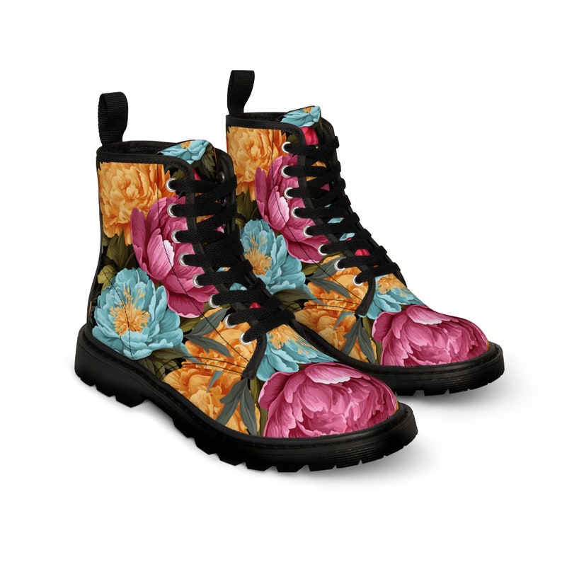 Men's Floral Canvas Boots Comfortable and Stylish