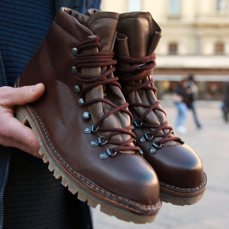 Men's Handmade Hiking Boots in Dark Brown Vegetable-tanned Leather