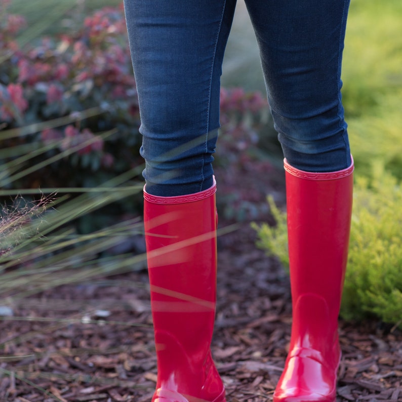 Women's Tall Red Rainboots