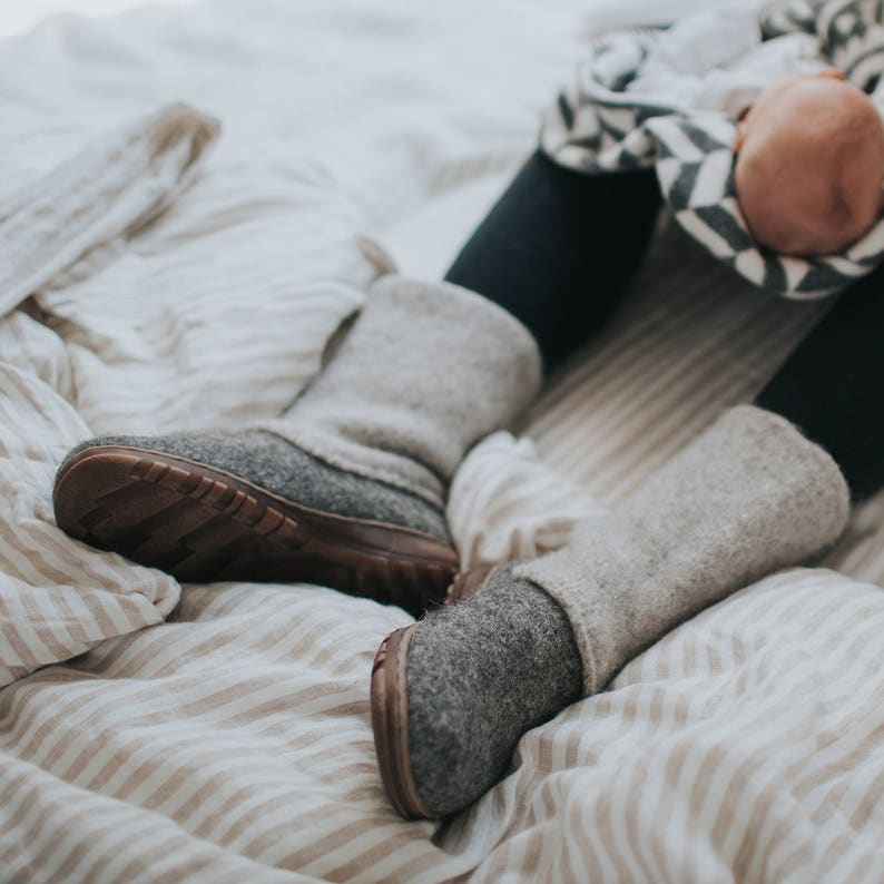 Women's Boiled Wool Shoes From Organic Wool With Rubber Soles