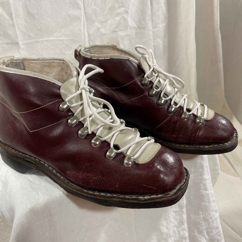 Women's Size 38 1960s Vintage Ski Boots Beautiful Burgundy Colour