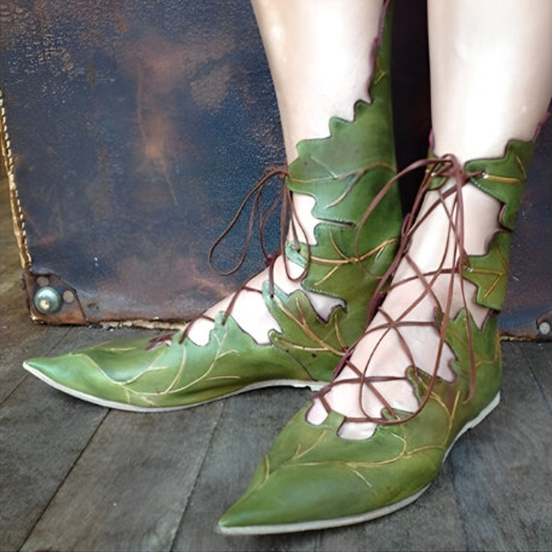 Women's Medieval Ren Faire Retro Shoes Gothic Elf Witch Leaves Shoes