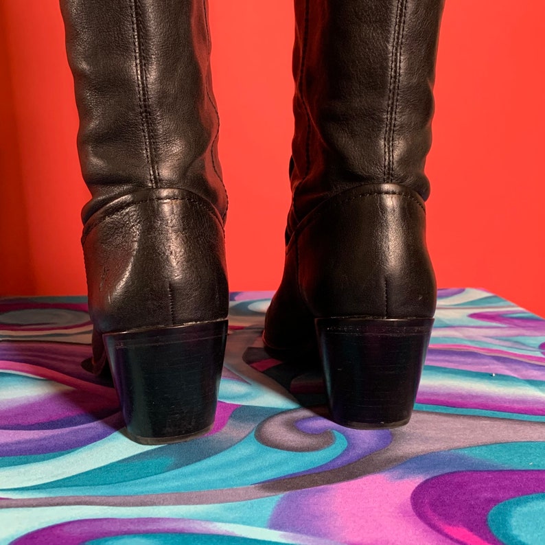 Women's Frye Black Leather Knee High Heeled Riding Boots Size Womens