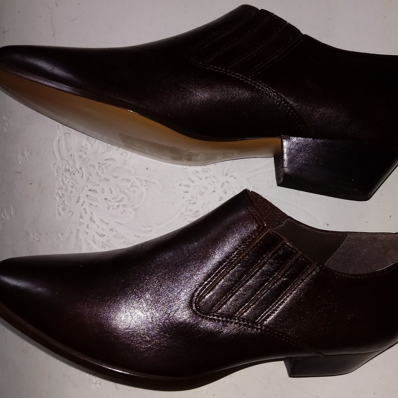 Women's New W/OUT Tags Size:7m FLINGS Leather Ankle