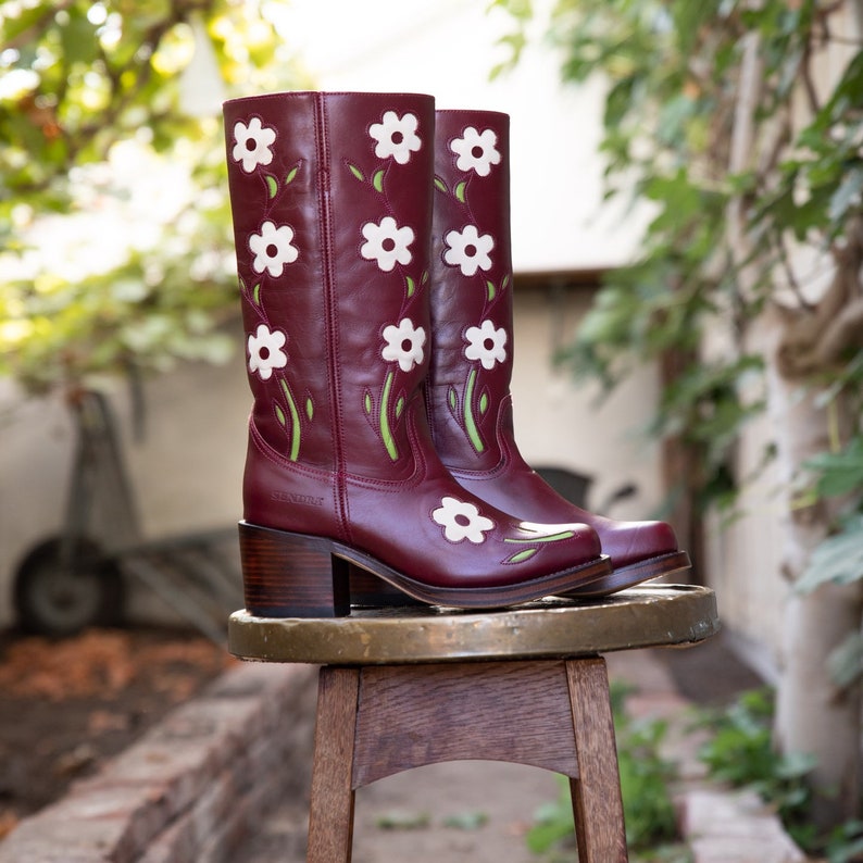 Women's Flower Boots Burgundy Red