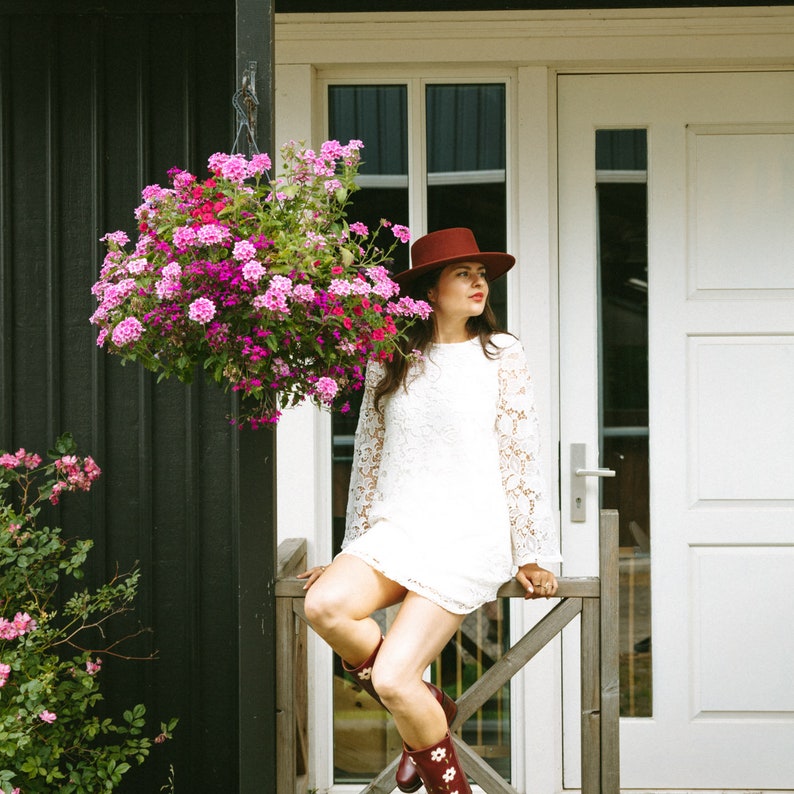 Women's Flower Boots Burgundy Red