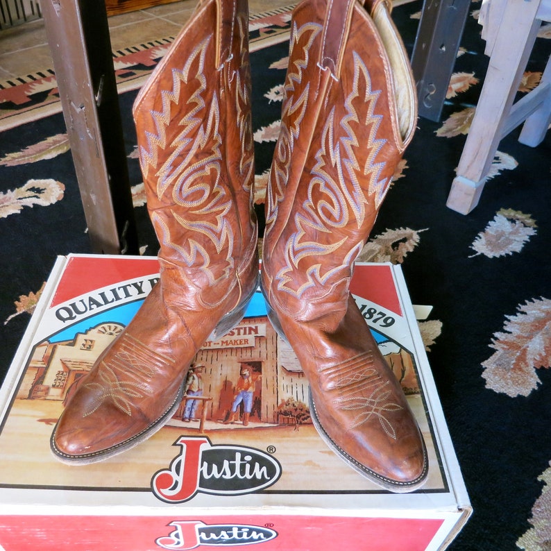 Men's EXCELLENT JUSTIN COWBOY Boots 1/2 Apache Bay Quality