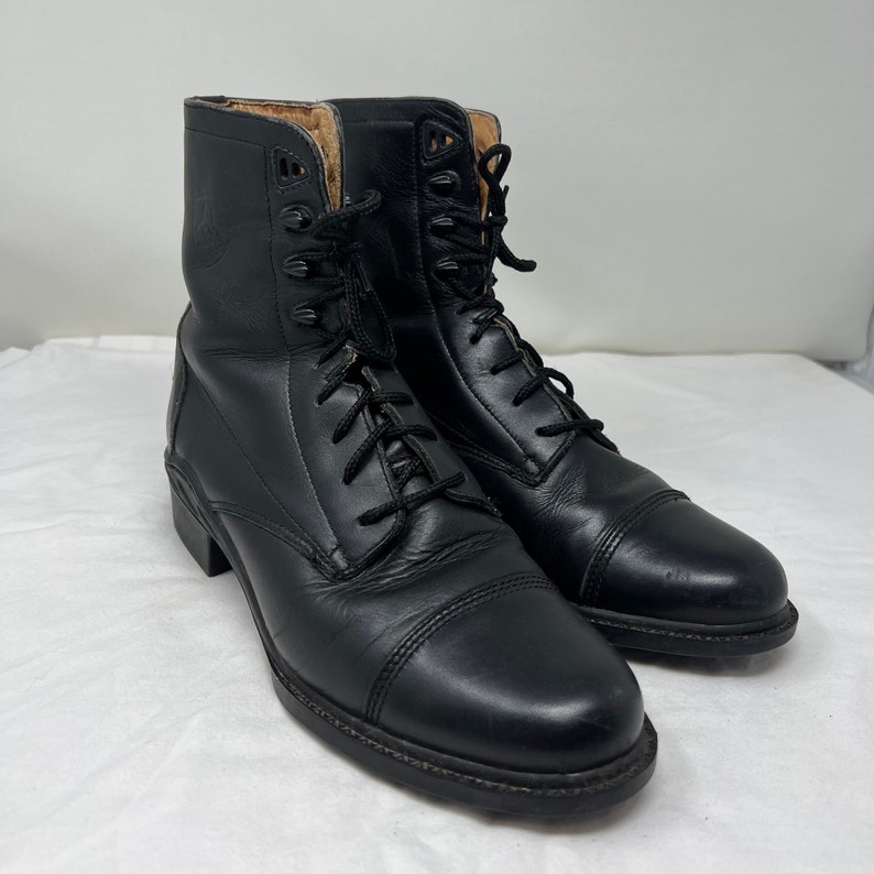 Women's Size 9 Vintage Ariat Western Black Lace up Boots