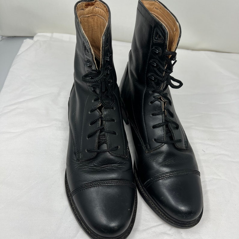 Women's Size 9 Vintage Ariat Western Black Lace up Boots