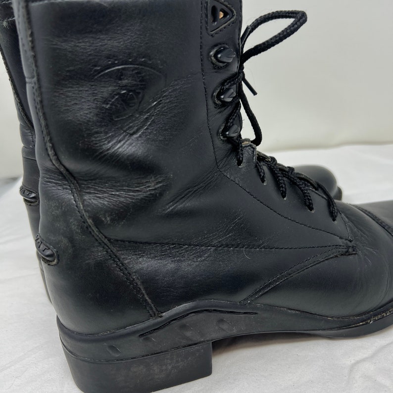 Women's Size 9 Vintage Ariat Western Black Lace up Boots