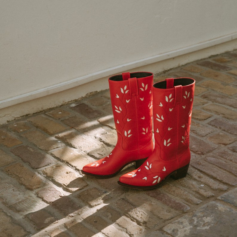 Women's Leaf Boots Red