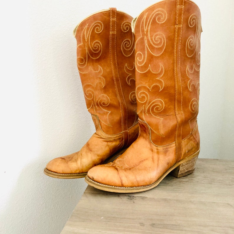 Women's Dingo Leather Cowgirl Boots / Vintage Country Western Boots