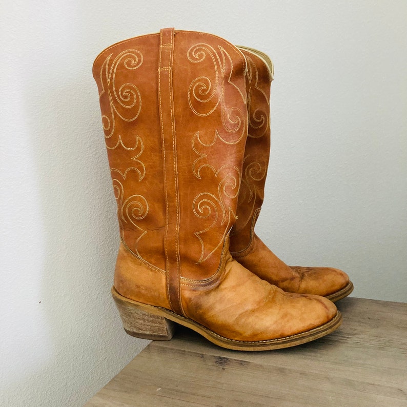 Women's Dingo Leather Cowgirl Boots / Vintage Country Western Boots