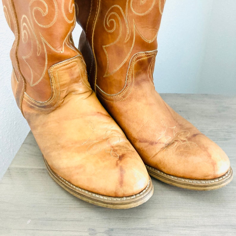 Women's Dingo Leather Cowgirl Boots / Vintage Country Western Boots