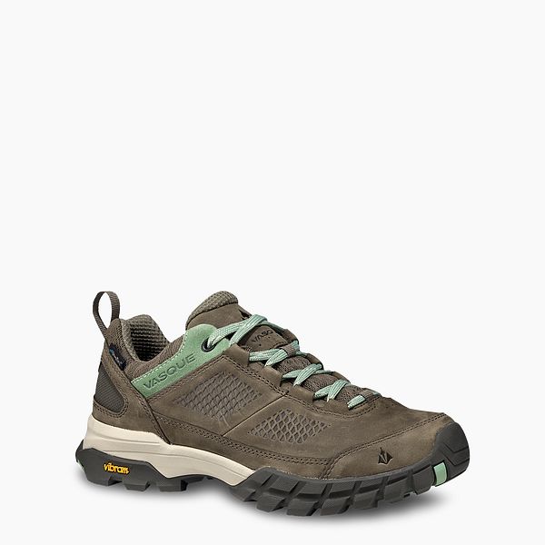 VASQUE | TALUS AT LOW ULTRADRY WOMEN'S WATERPROOF HIKING SHOE IN BROWN/GREEN